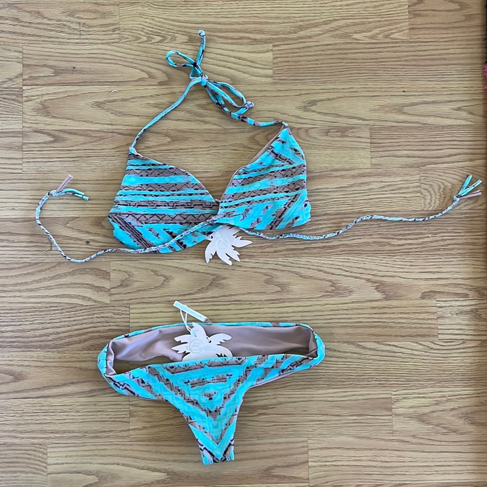 Bettini’s never been worn two piece